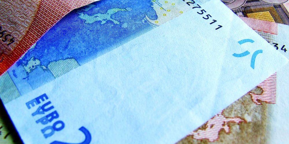 currency-1065208_1920